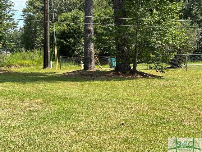 Building Photo - 120 Middleton Dr