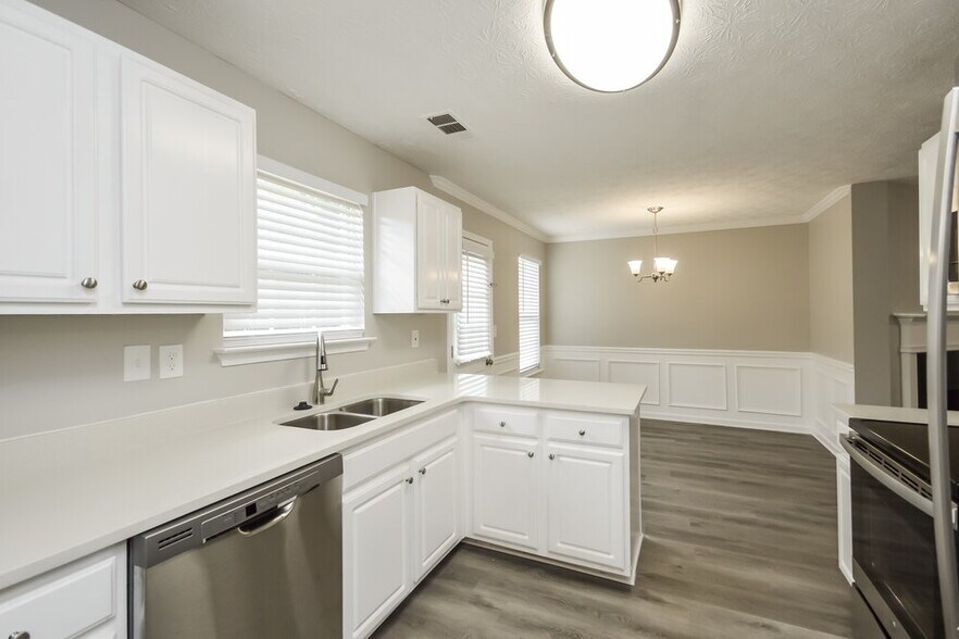 Building Photo - 2503 Brookgate Way