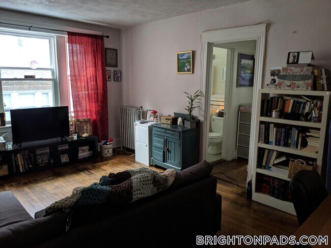 Building Photo - 1615 Commonwealth Ave