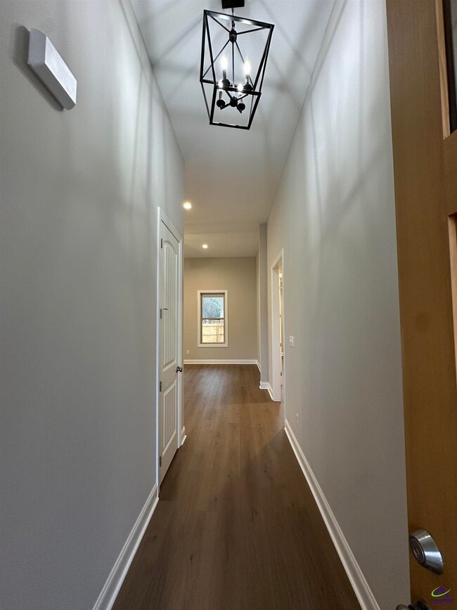 Building Photo - 110 Mayberry Ln