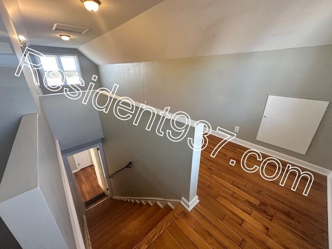 Building Photo - Cozy 3 Bed 1 bath home