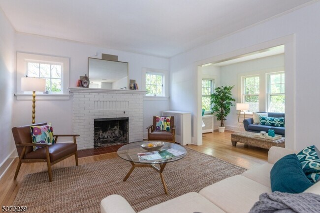 Building Photo - 69 Gordonhurst Ave