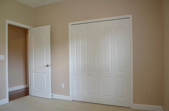 Building Photo - 32410 Pond Parke Pl