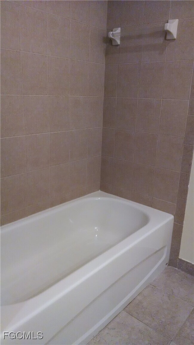 Building Photo - 8416 Bernwood Cove Loop