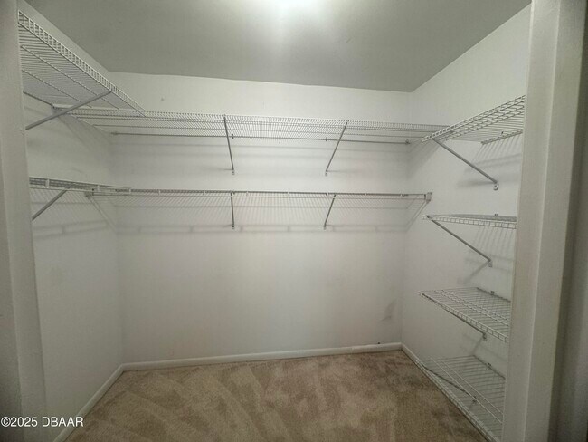 Building Photo - 1917 Goldenrod Way