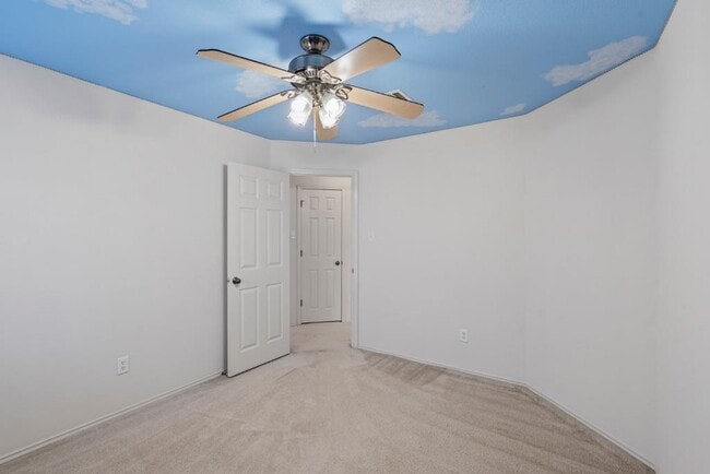 Building Photo - 10520 Fosseway Dr