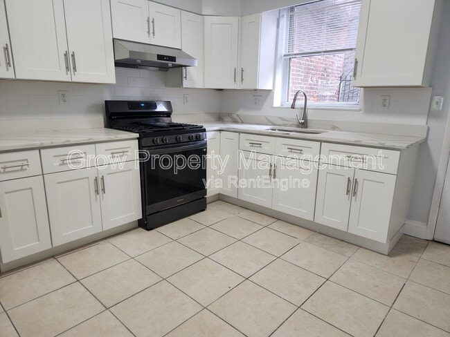 Primary Photo - 1344 S 9th St