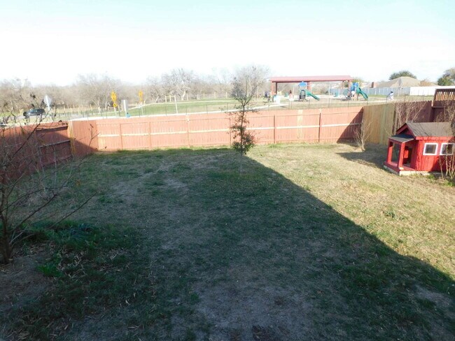 Building Photo - 6131 Southern Vis