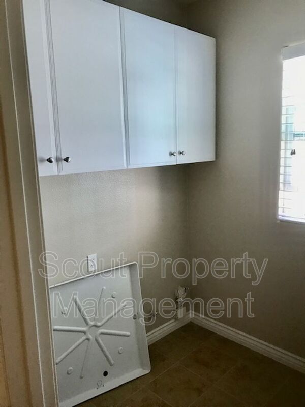 Building Photo - 28770 Oak Park Ln