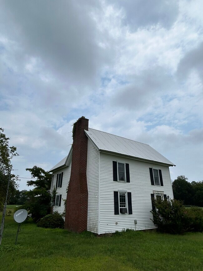 Building Photo - 8839 Langmaid Rd