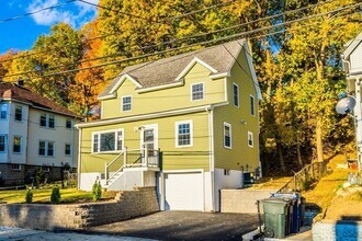 Building Photo - 29 Cornell St