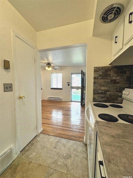 Building Photo - 16-24 157th Street Unit 1