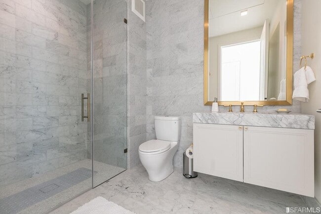 Building Photo - 288 Pacific Ave