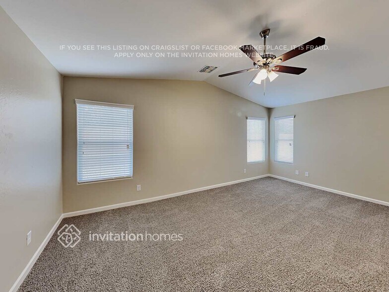 Building Photo - 15164 W Adams St