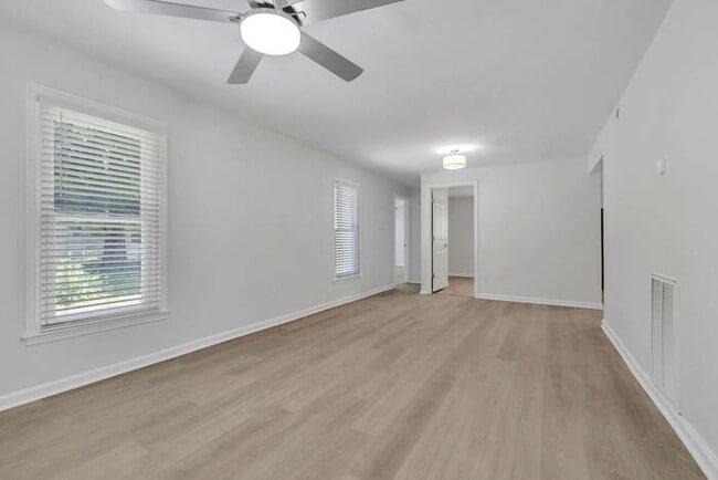 Building Photo - Charming 3-bedroom, 1-bath home!