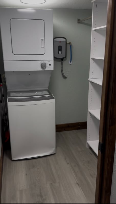 Building Photo - 2616 S Crystal Lake Dr