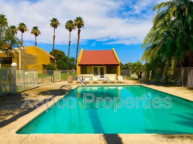 Primary Photo - 32200 Cathedral Canyon Dr