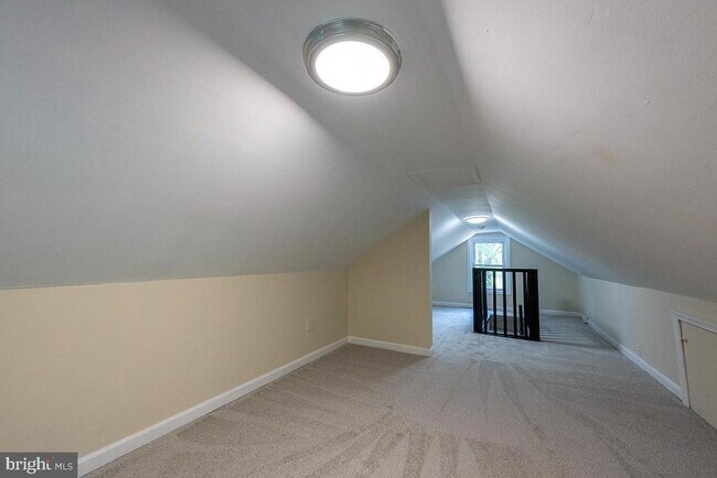 Building Photo - 8075 Solley Rd