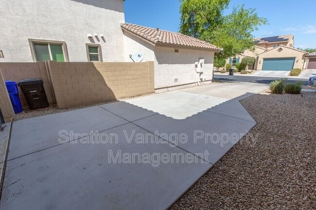 Building Photo - 1701 W Flamingo Dr