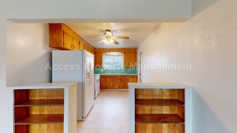 Building Photo - 143 Marilyn Ave