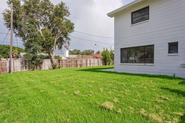 Building Photo - 8200 136th St