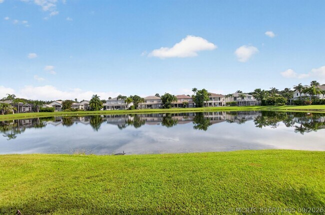 Building Photo - 19548 Estuary Dr