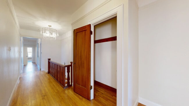 Building Photo - 285 Bartlett St