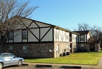 Building Photo - 101 Pecan St