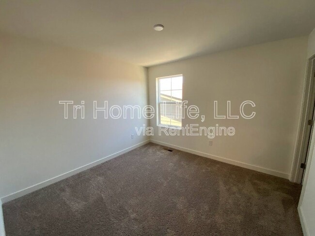 Building Photo - 6325 Stablecross Trl