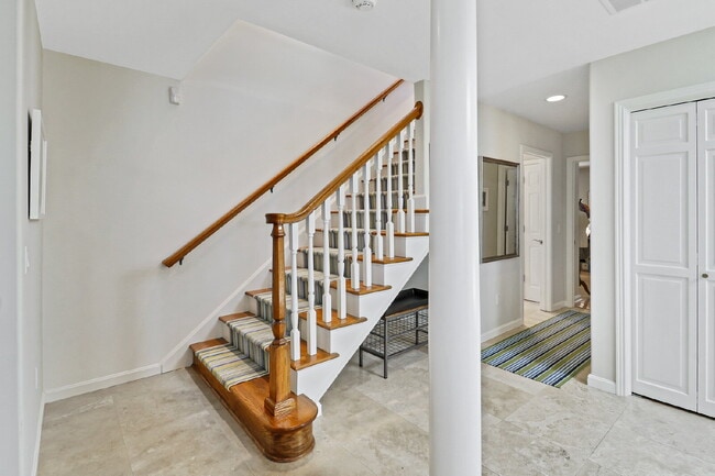 Building Photo - 1 Angel Wing Dr