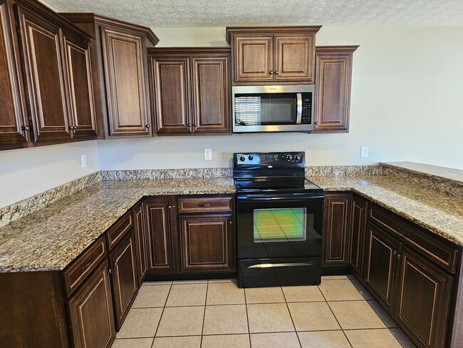 Building Photo - 110 Naples Ct