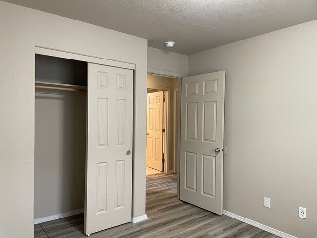 Building Photo - Great 3 Bedoom 2 Bath Home
