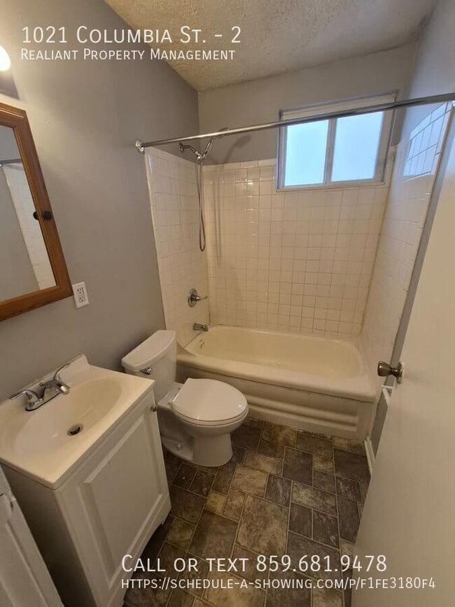 Building Photo - 1021 Columbia St