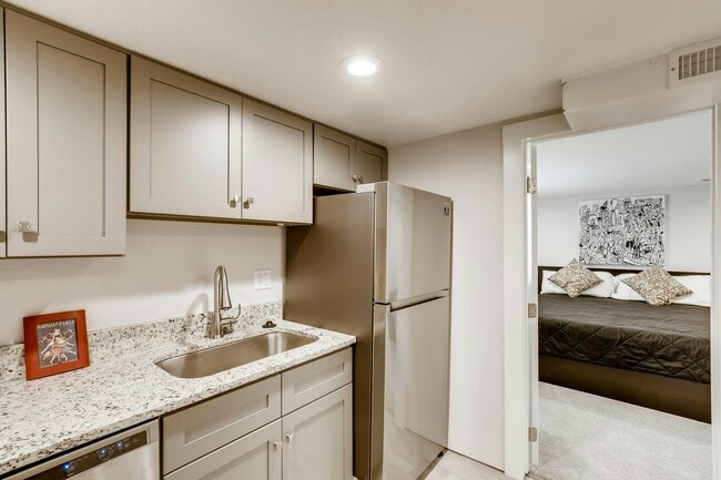 Building Photo - 9875 E 22nd Ave