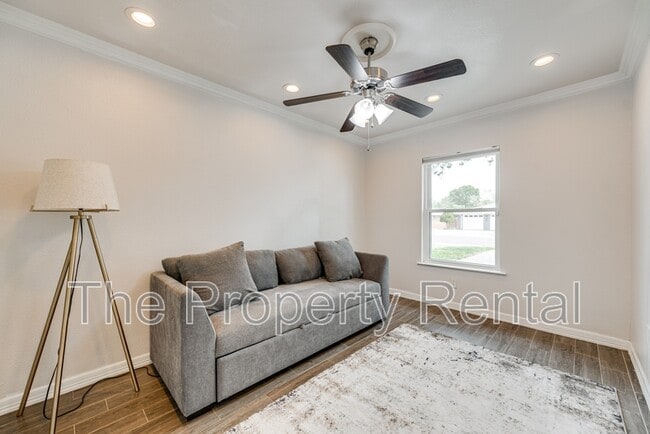 Building Photo - 1603 Mc Clintic St