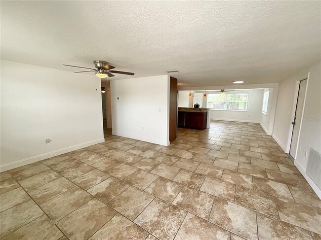 Building Photo - 4233 Belle Isle Ct