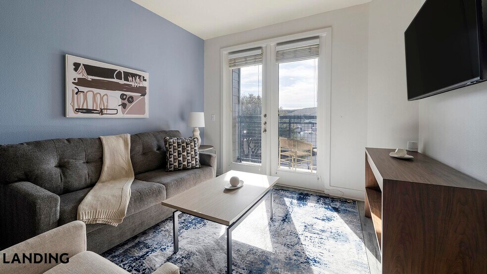 Building Photo - 810 W St Johns Ave