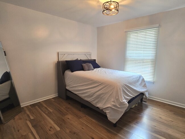 Building Photo - 2733 Crosswinds Dr