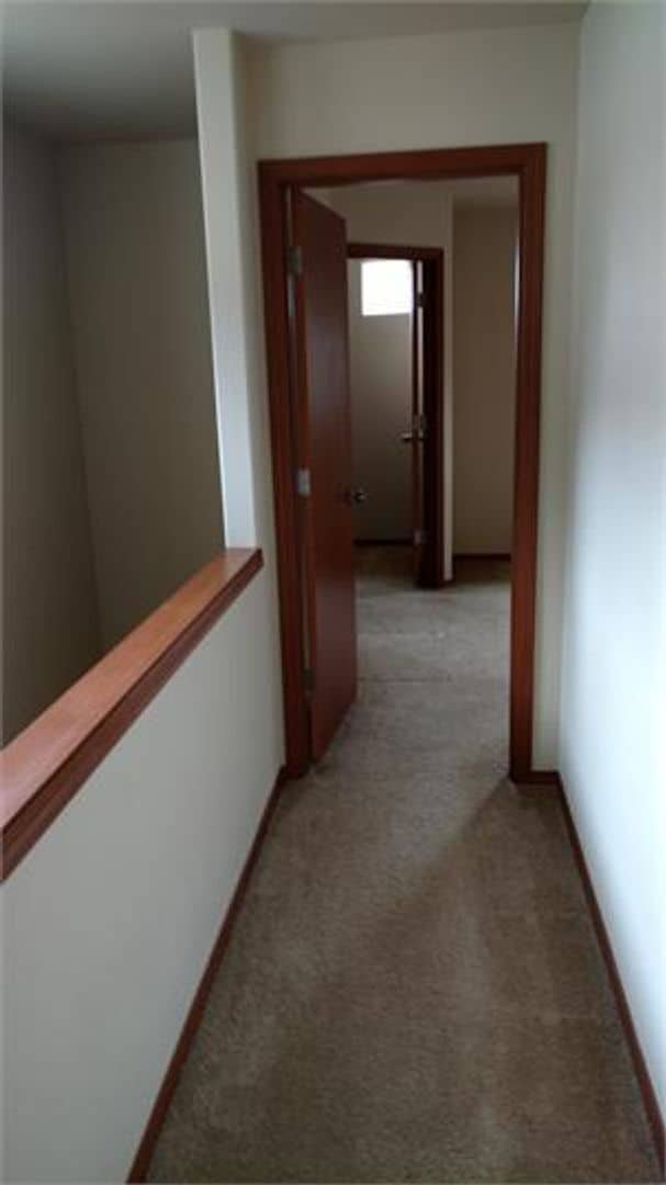 Building Photo - 3 Bedroom 2.5 Bath located in Tumwater