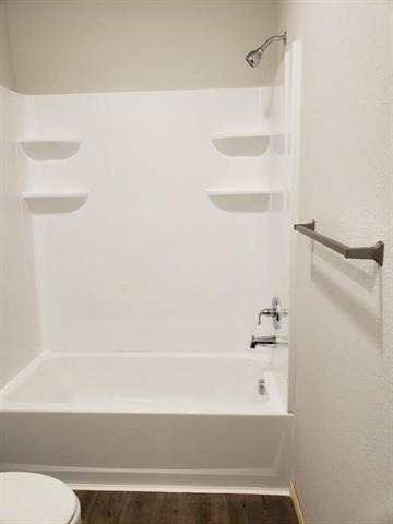 Building Photo - 9992 Calendar St