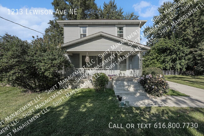 Building Photo - 1213 Lewison Ave NE