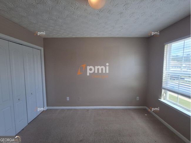 Building Photo - 636 Georgetown Ct