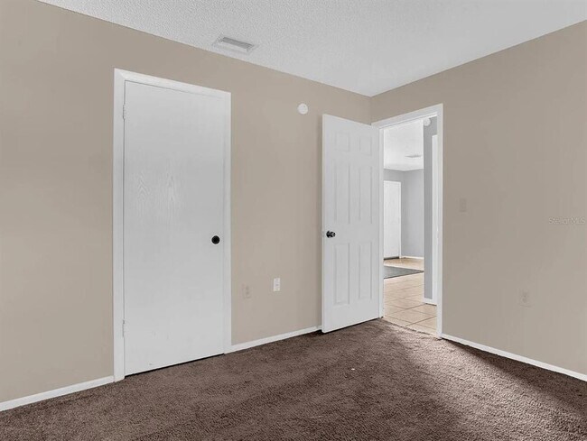 Building Photo - 15115 Omaha St
