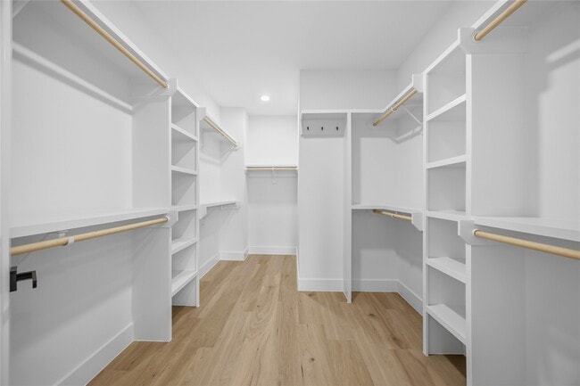 Building Photo - 2012 Yates St