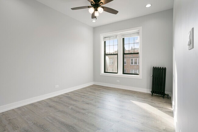Building Photo - 6105 N Winthrop Ave