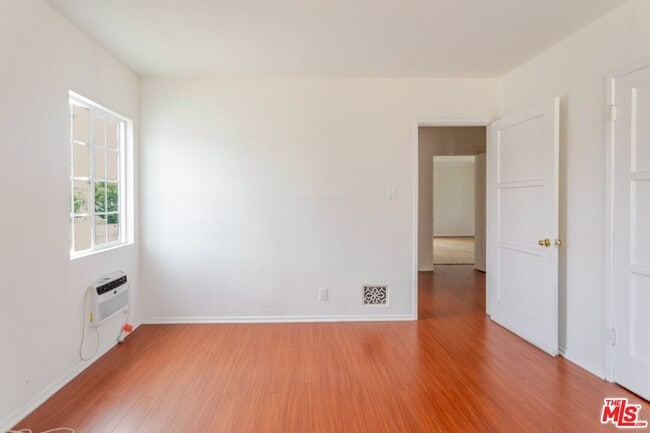 Building Photo - 1708 S Crescent Heights Blvd