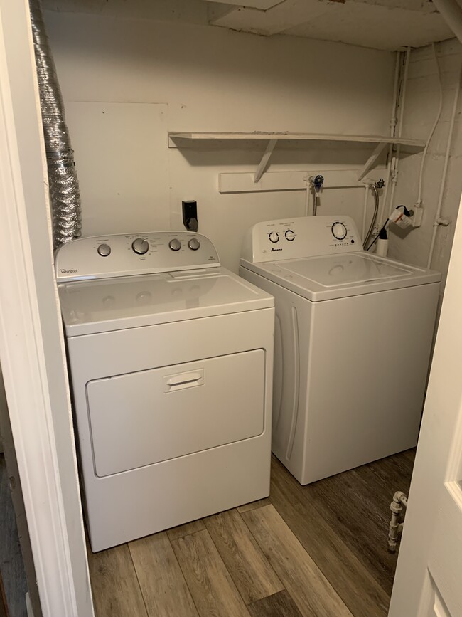 Laundry Facility - 1603 S High St