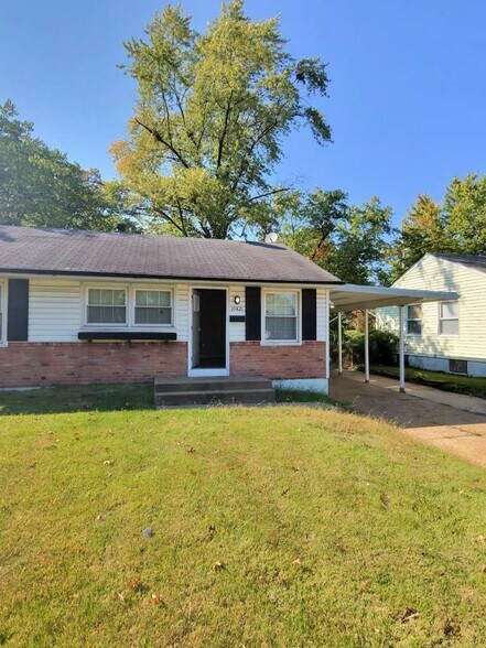 Primary Photo - 10421 Renfrew Dr