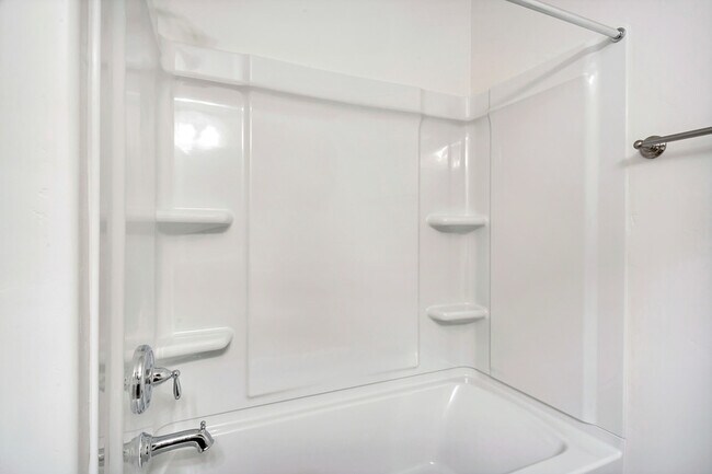 Building Photo - 1692 Aspen Loop