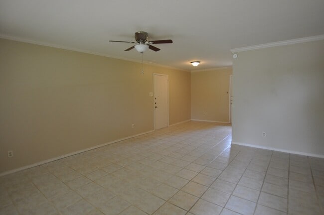Building Photo - 3 Bedroom for rent in Lindale! Tour Today!